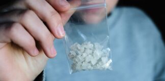 Депутати хочуть скасувати кримінальну відповідальність за виготовлення наркотиків “для себе“ - today.ua