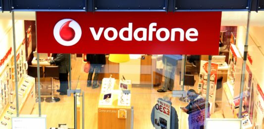 Vodafone підвищить тарифи на роумінг з 7 березня: як абоненти зможуть зекономити - today.ua