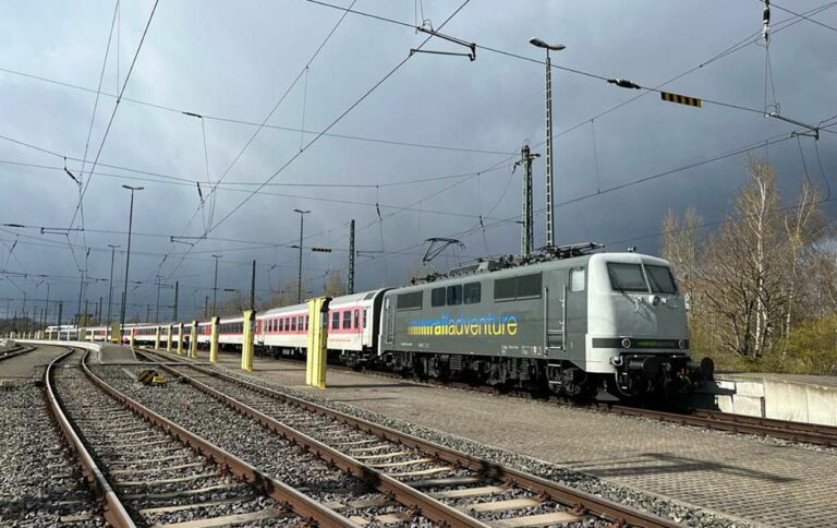 Бесплатный поезд в Германию: украинским беженцам рассказали, как можно им воспользоваться  - today.ua