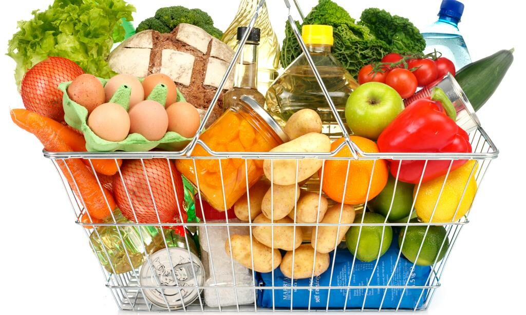 В українських супермаркетах стрімко знижуються ціни на два продукти