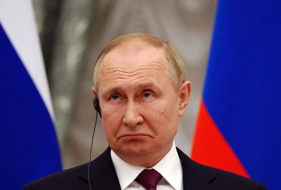 Лицо распухло, как у Путина: Алина Кабаева после неудачной пластики появилась на публике 
