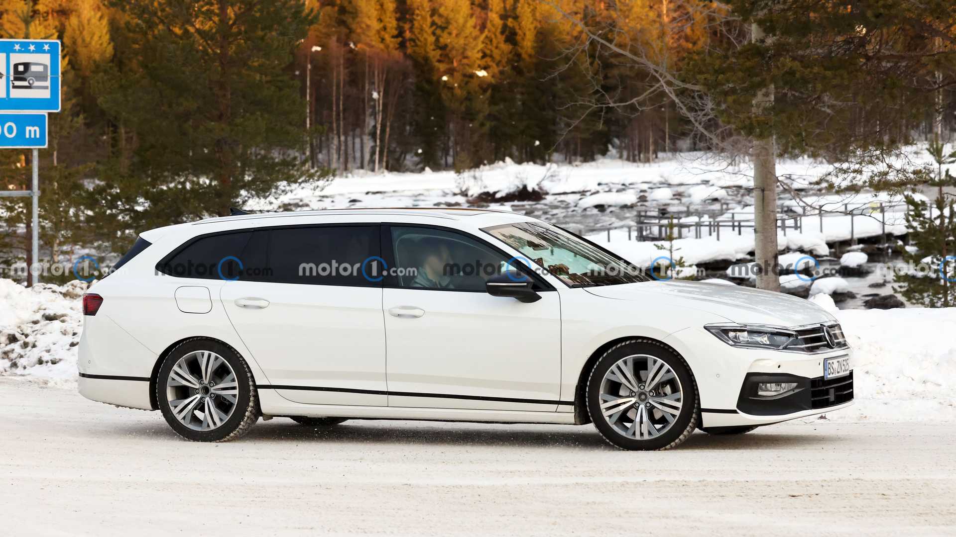 Volkswagen готує до випуску новий універсал Passat