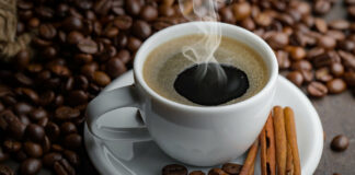 Може спричинити ниркову недостатність: скільки безпечно пити чашок кави на день - today.ua