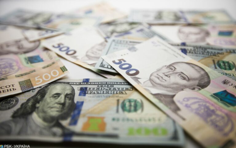 Курс долара в Україні опустився до мінімуму: експерт розповів, що буде далі із валютою - today.ua