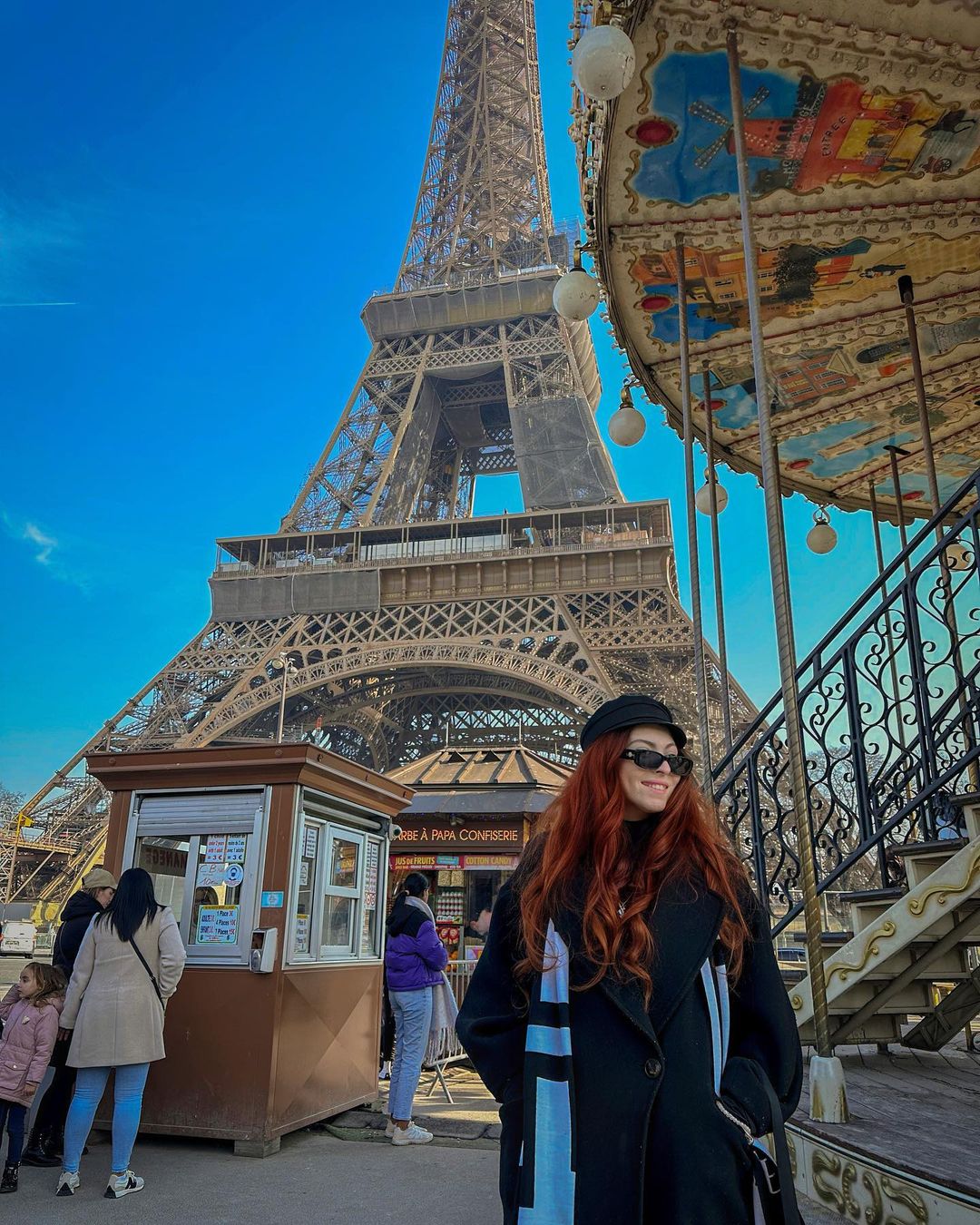 “Хочу жити, а не виживати“: старша дочка Олі Полякової обурила Мережу щасливим фото з Парижа