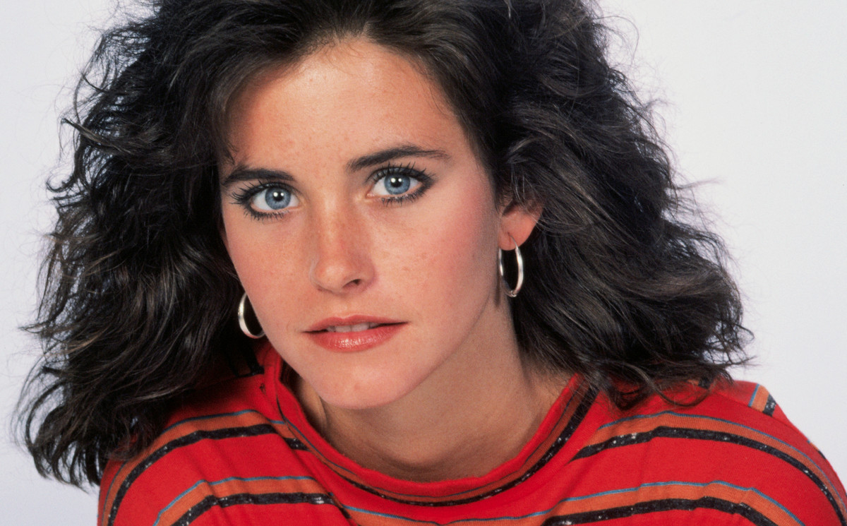 Татове обличчя, мамина фігура: підросла дочка зірки Друзів зачарувала красою - today.ua