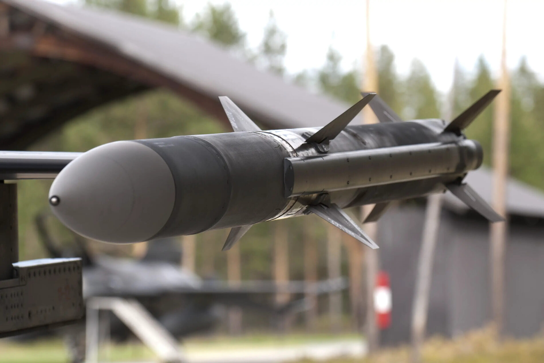 Украина получит ракеты AIM-120: будут сбивать самолеты оккупантов