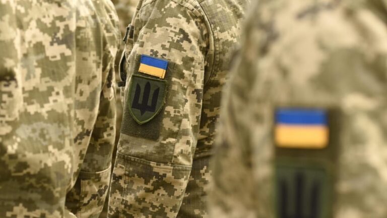 Деякі військовослужбовці можуть подати рапорт про зміну місця служби навіть під час війни - today.ua