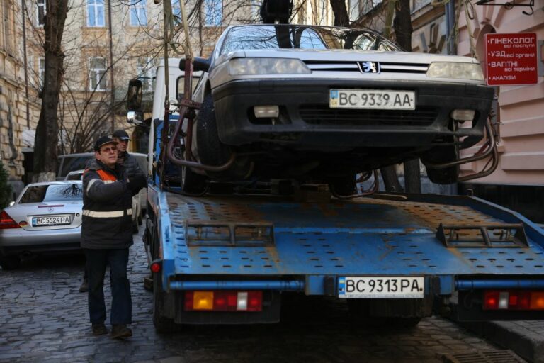 Стало известно, когда не нужно платить за хранение автомобиля на штрафплощадке - today.ua