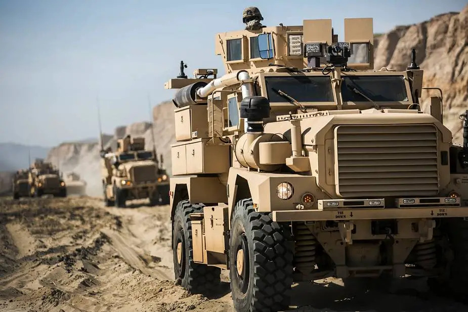 На вооружение ВСУ поступили бронеавтомобили Cougar