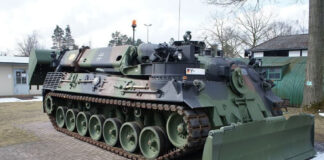 Германия продолжает передавать Украине инженерные танки Dachs - today.ua