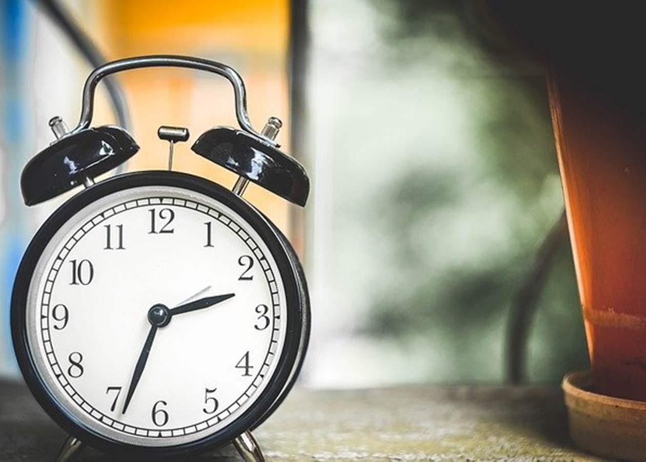 Переход на летнее время и экономия электроэнергии: эксперт рассказал о целесообразности перевода стрелок часов