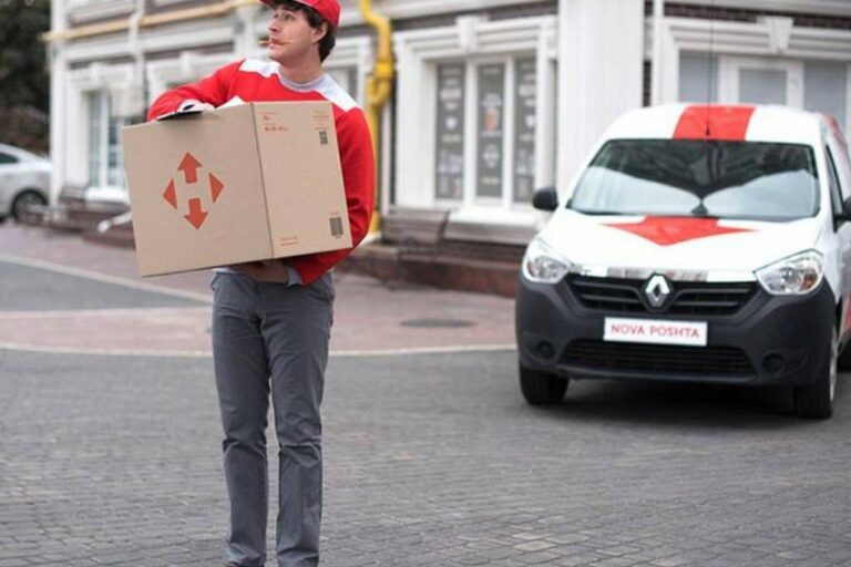 Нова пошта змінила умови кур'єрської доставки посилок: яку послугу запустили для клієнтів - today.ua