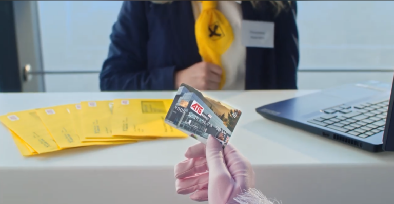 Украинцам рассказали, как получить платежную карту “АТБ“, и какие преимущества она дает - today.ua