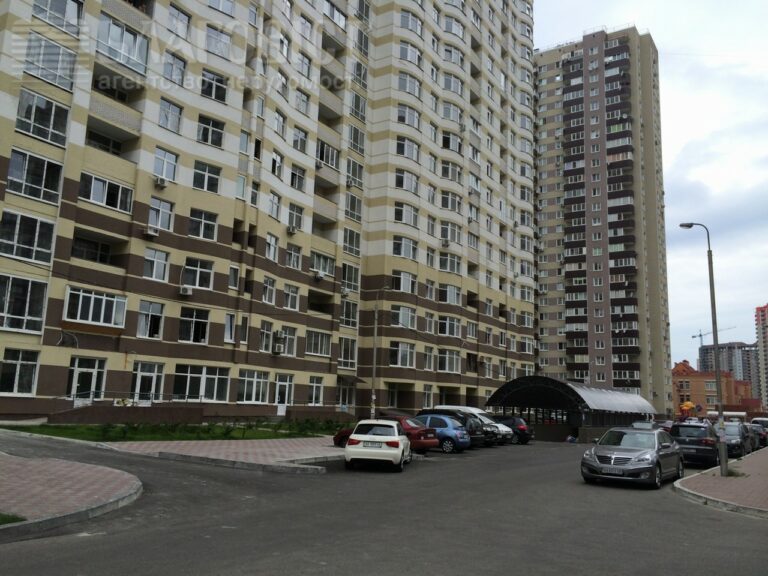 У Києві подешевшали квартири на вторинному ринку: яка вартість квадратного метра житла по районах - today.ua