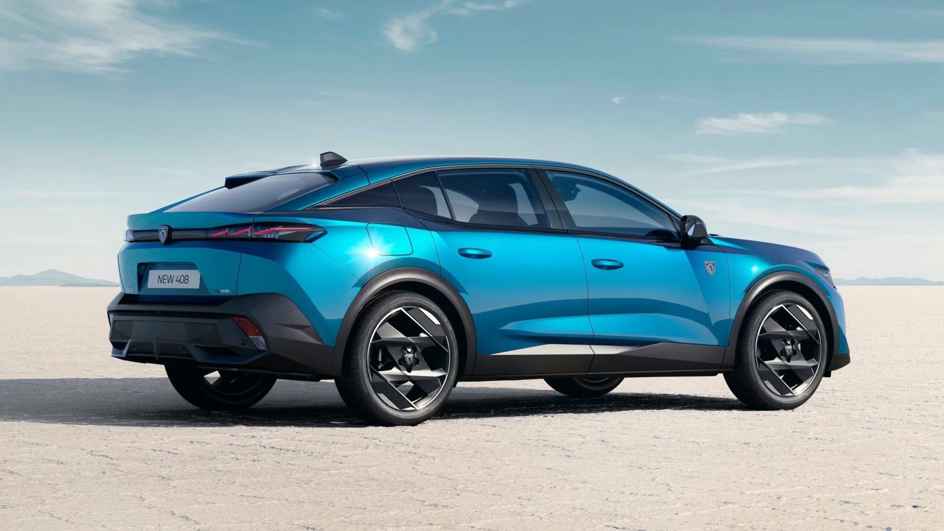 В Украине стартовали продажи нового Peugeot 408 - today.ua