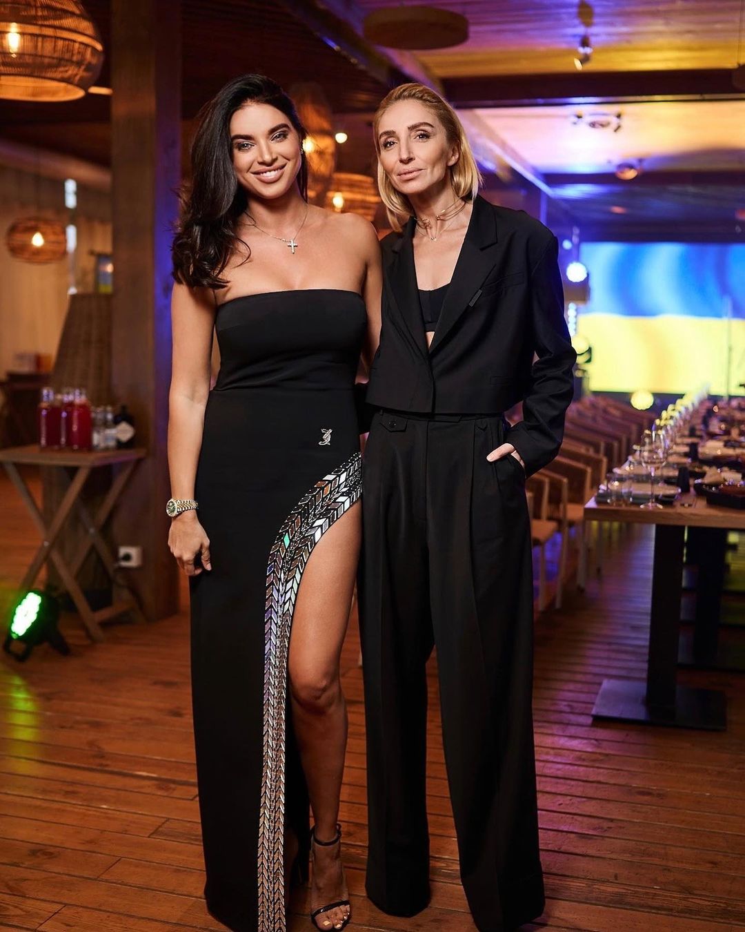 Моей девочке 13: жена Усика показала редкие фото подросшей дочери с вечеринки по случаю дня рождения - today.ua