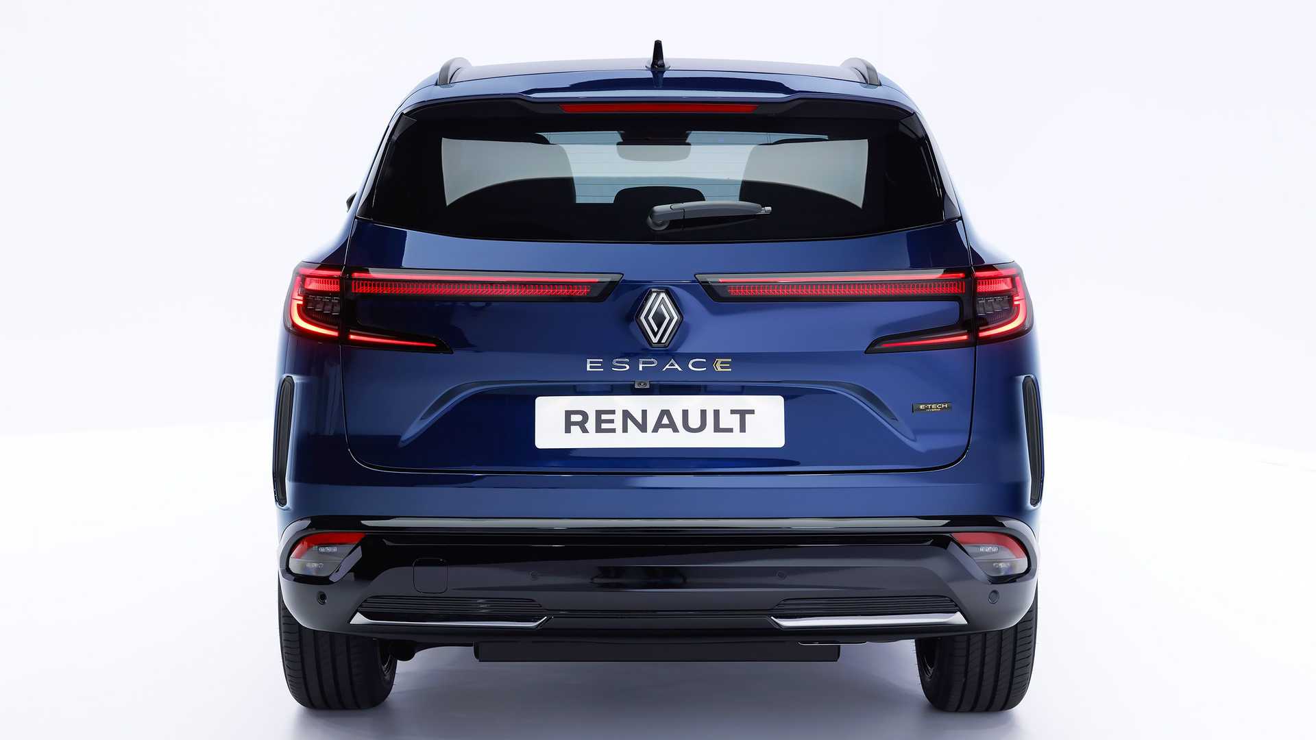 Renault представил абсолютно новый кроссовер Espace