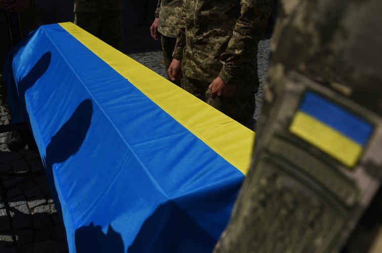 На Западе считают, что Владимир Зеленский весьма занизил статистику военных потерь Украины, - NYT