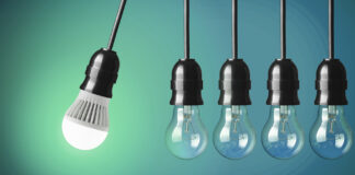 Обменять старые лампы на экономные LED можно будет не во всех отделениях Укрпочты: что изменится с 1 мая - today.ua