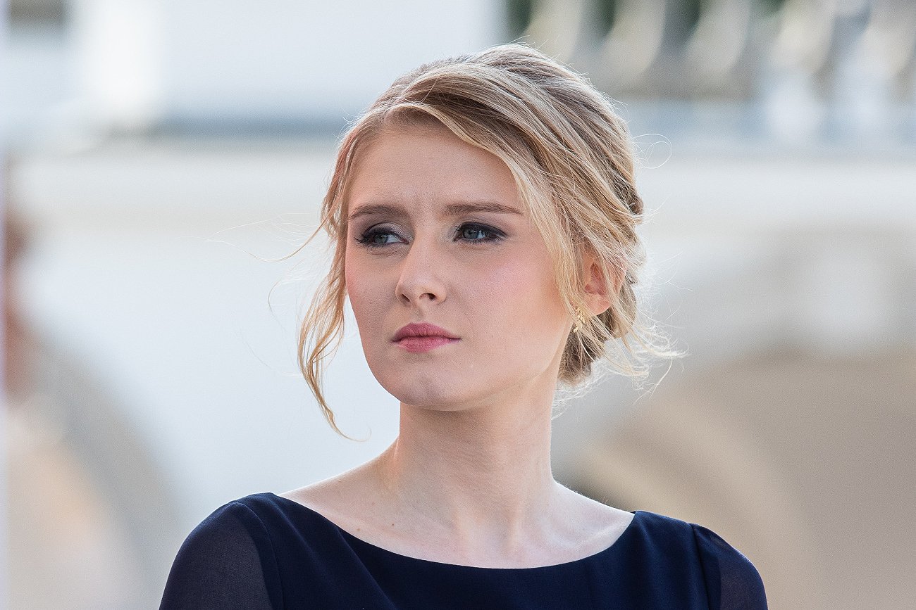 Копія мами: 27-річна дочка президента Польщі зачарувала миловидною зовнішністю