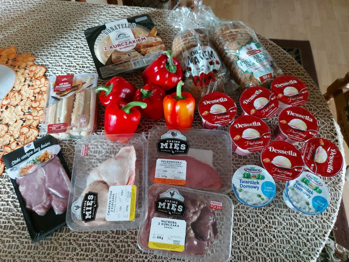 Українські біженці в Польщі можуть купити продукти у Biedronka з величезною знижкою