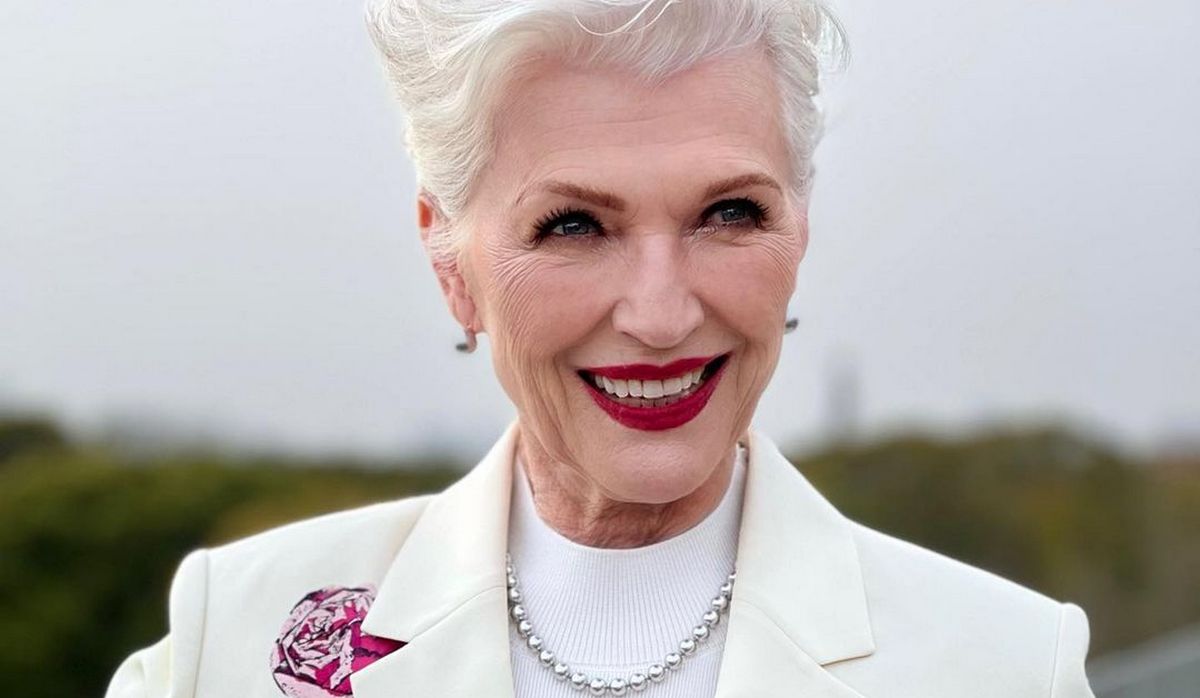 Как обычная бабушка: мама Илона Маска показала неудачный наряд для женщин в возрасте - today.ua