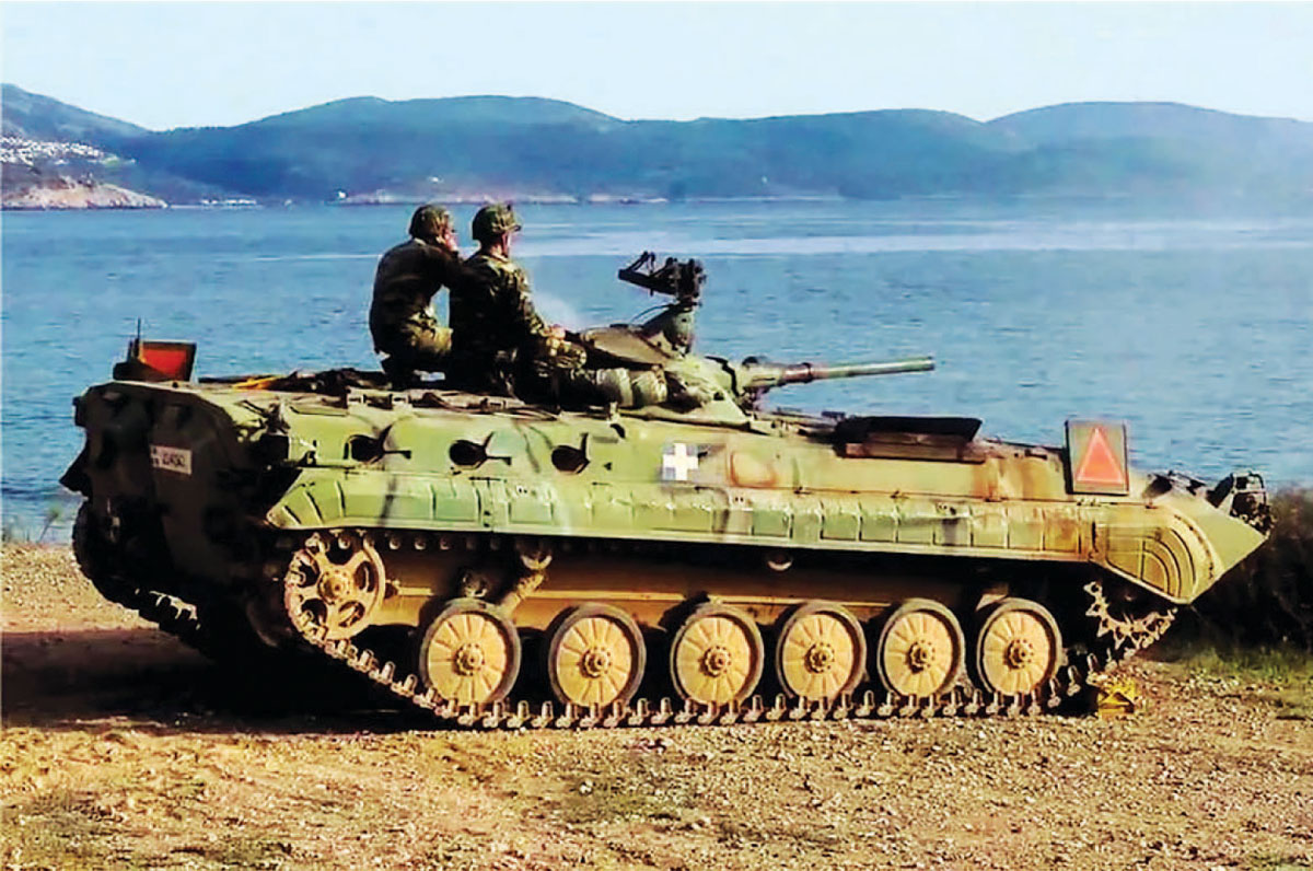 Украина получит от Греции новую партию БМП-1