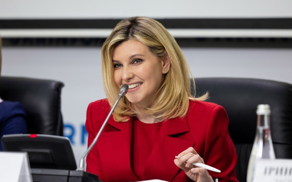 Олена Зеленська відповіла, чи є в її будинку світло під час відключень: У мене трішечки легше - today.ua