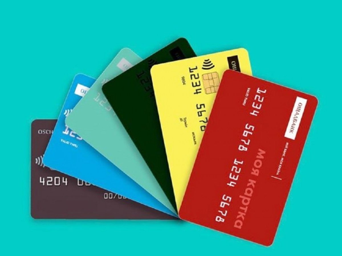 Клієнти "Ощадбанку" не можуть зняти гроші з карт: які обмеження встановили для громадян