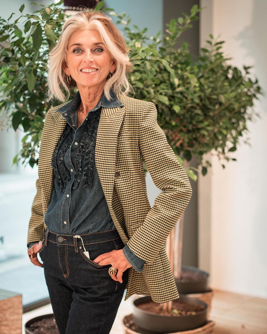 Одяг, який заборонено носити жінкам за 50: стиліст прокоментувала модні закони Одяг, який заборонено носити жінкам за 50: стиліст прокоментувала модні закони - today.ua