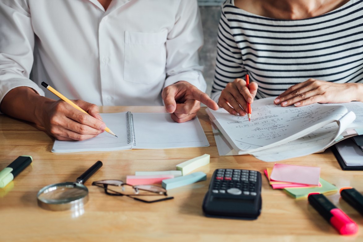 У ДПС розповіли про податки для репетиторів: треба встигнути розрахуватися до 1 травня