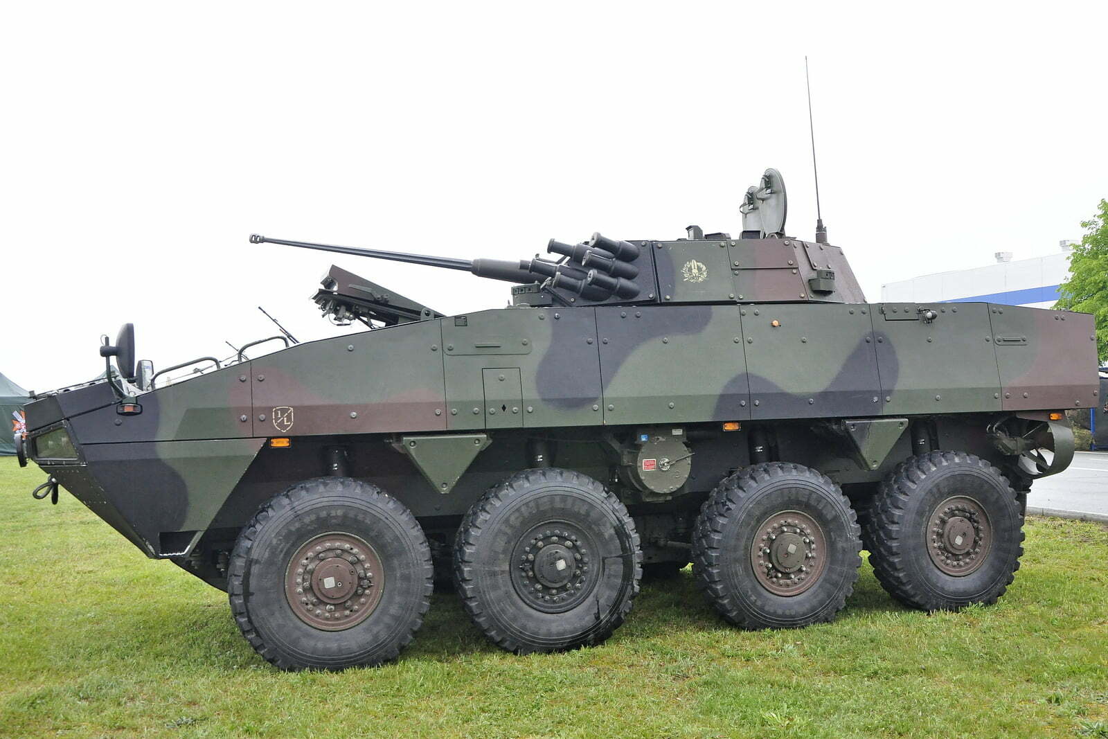 Украина получит 200 польских Rosomak – Зеленский Украина получит 200 польских Rosomak – Зеленский - today.ua