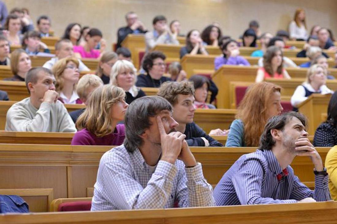 Мобилизация в Украине: как призывают студентов с 1 апреля, и кому выдают отсрочки