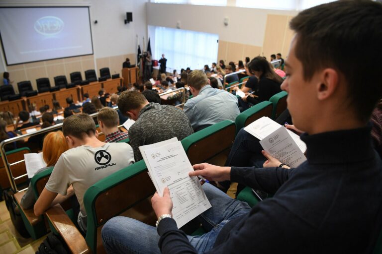 Касается не всех: юрист рассказал, в каких случаях студенты подлежат мобилизации - today.ua
