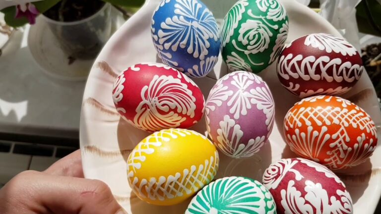 Як правильно варити яйця на Великдень, щоб вони не потріскалися та легко чистилися - today.ua