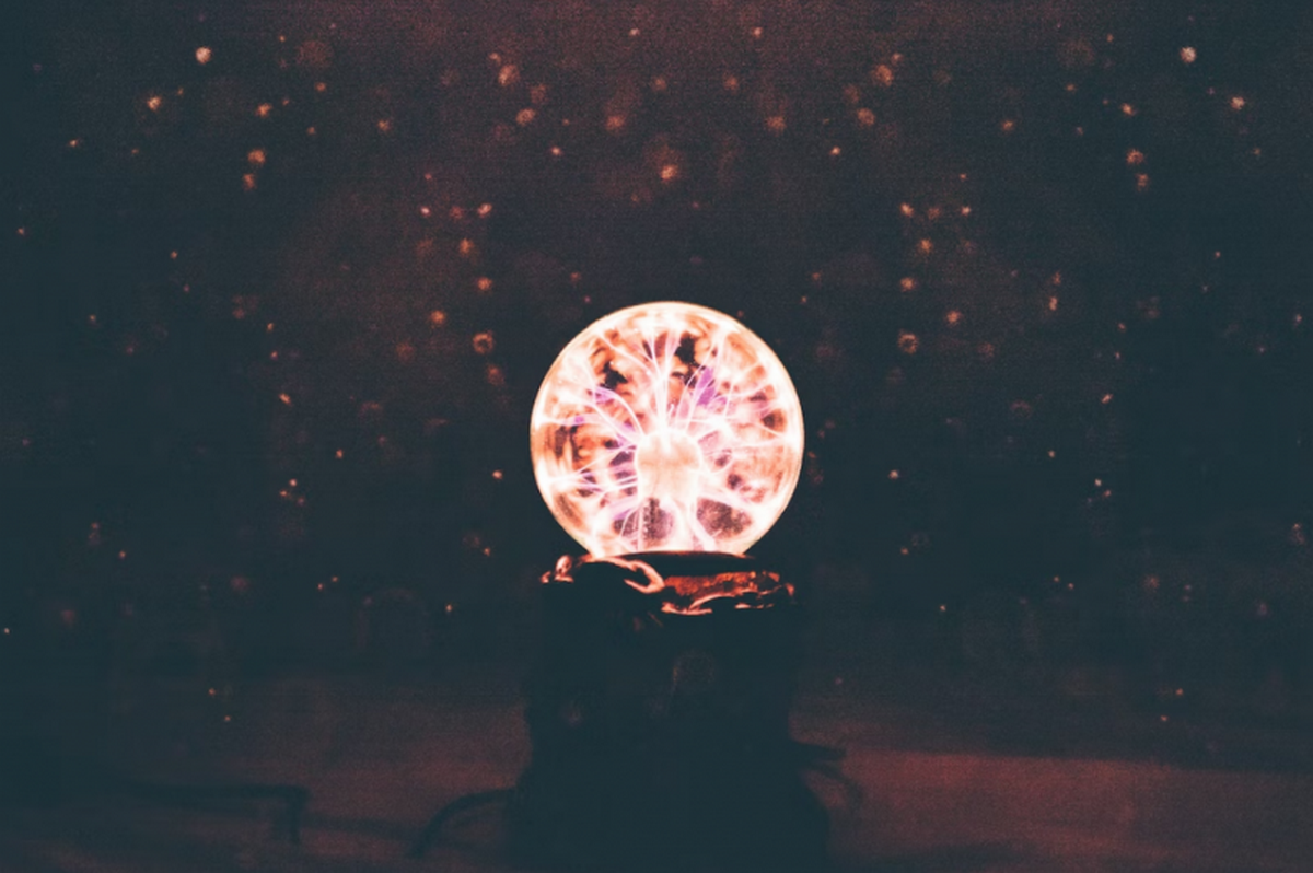 Травмы и проблемы в отношениях: три знака Зодиака, которым не повезет в мае - today.ua