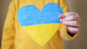 Украинки с детьми могут получить новую гуманитарную помощь: как подать заявку