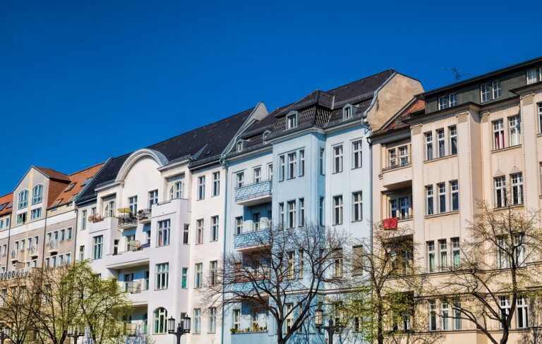 У Німеччині впали ціни на нерухомість: в якому місті можна купити найдешевше житло - today.ua