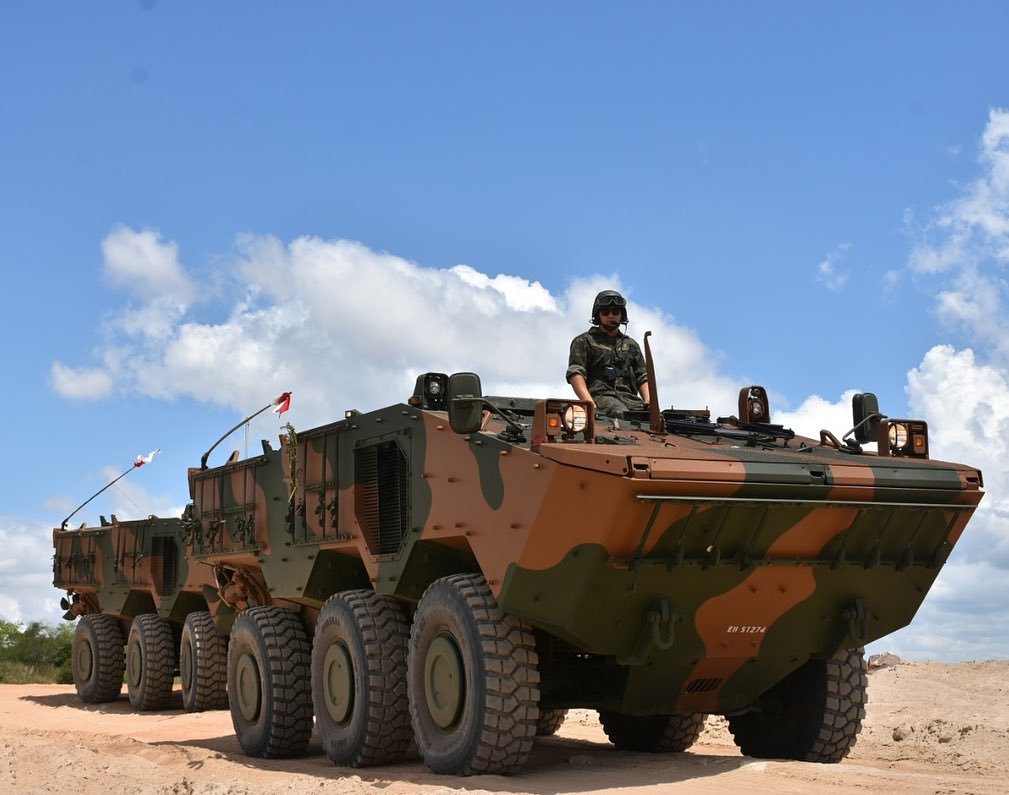 Украина может получить бразильские колесные БТР Guarani - today.ua