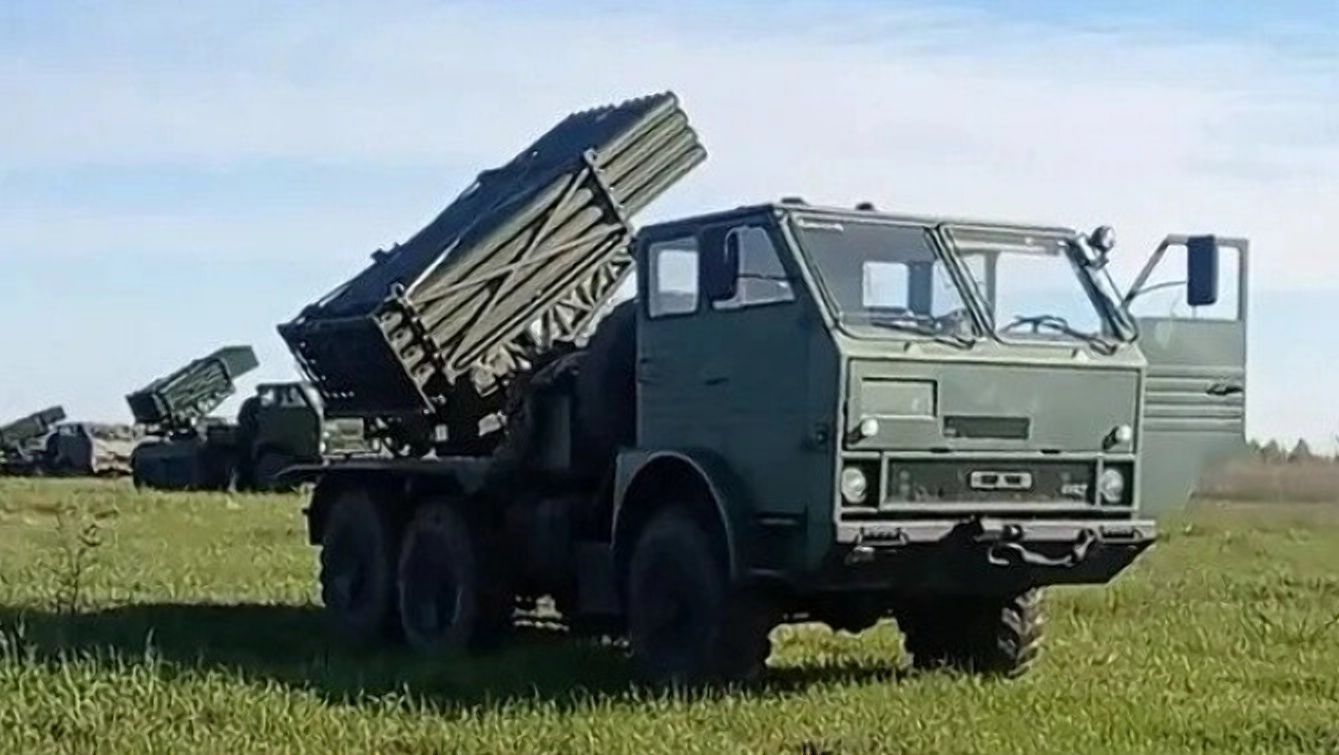 ЗСУ отримали румунські РСЗВ APR-40: що вони можуть