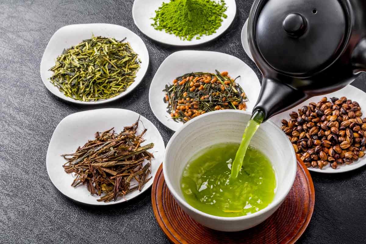 Названы три вида самого вредного чая, которые многие считают самыми полезными для здоровья