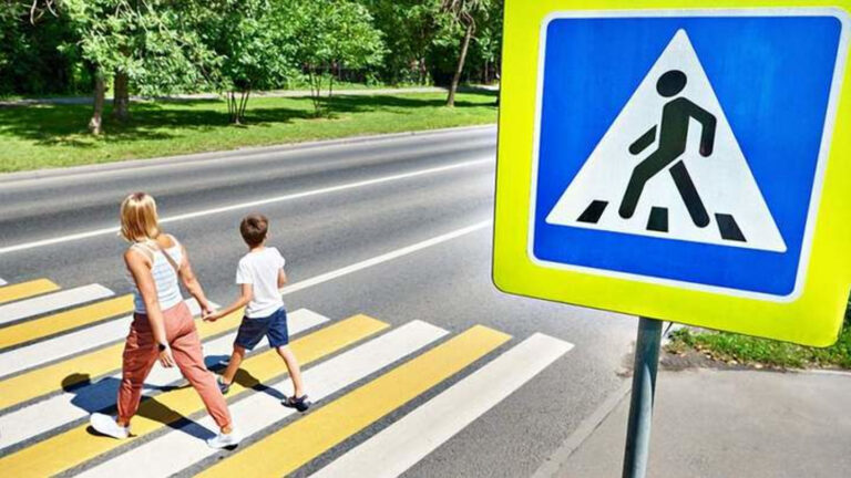 В Украине планируют повысить штраф для пешеходов с детьми за ДТП - today.ua