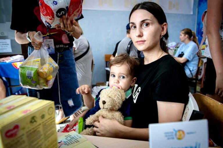 Бесплатные продуктовые наборы: украинцы в одной области могут получить гуманитарную помощь - today.ua