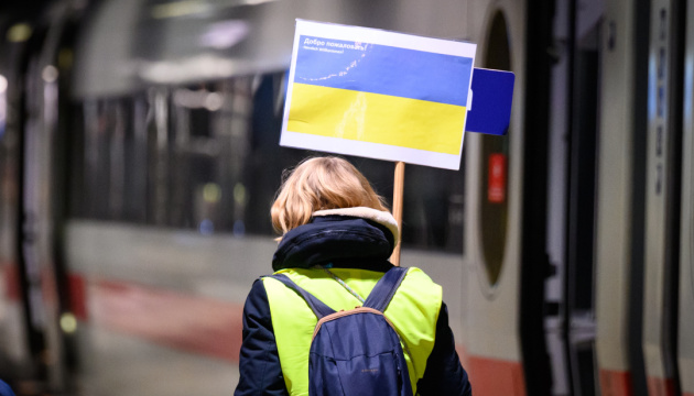 У Німеччині збільшили виплати на українських біженців: на що можна буде витратити допомогу