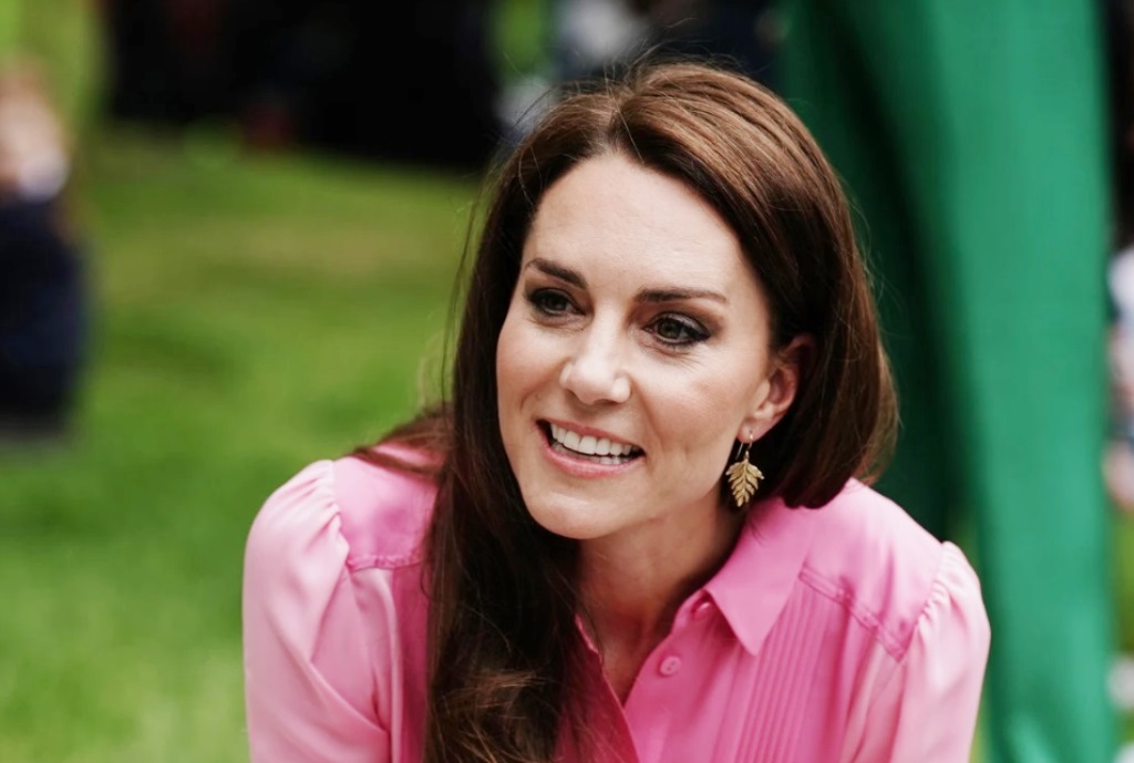 Кейт Міддлтон у рожевій сукні Барбі викликала фурор на квітковій виставці - today.ua