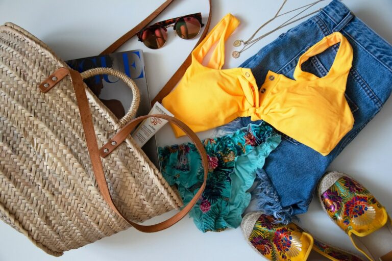 Собираем чемодан: топ-8 самых стильных летних вещей, которые нужно взять в отпуск - today.ua