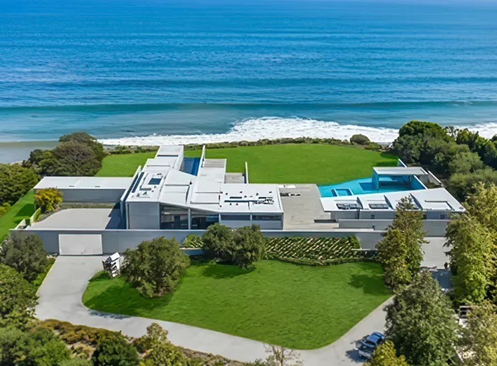 200 млн за дом: Бейонсе купила самый дорогой особняк в Калифорнии