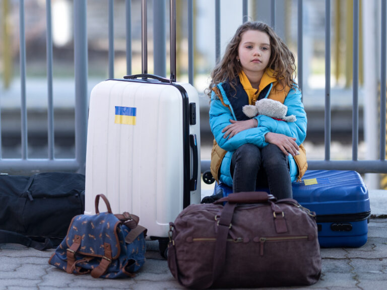 В Україні посилили правила щодо виїзду дітей за кордон під час війни - today.ua