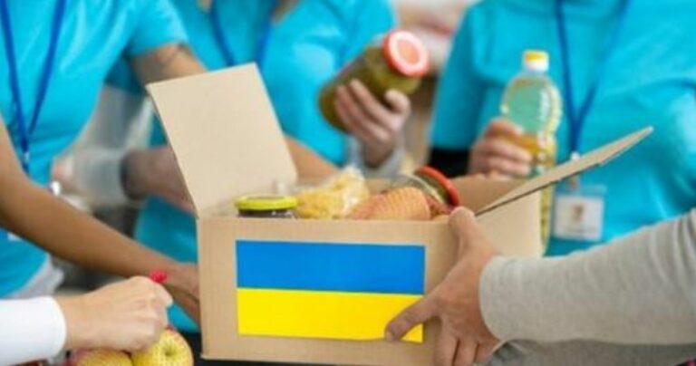 Еще один фонд выдает украинцам бесплатные продуктовые наборы: кто может подать заявку - today.ua